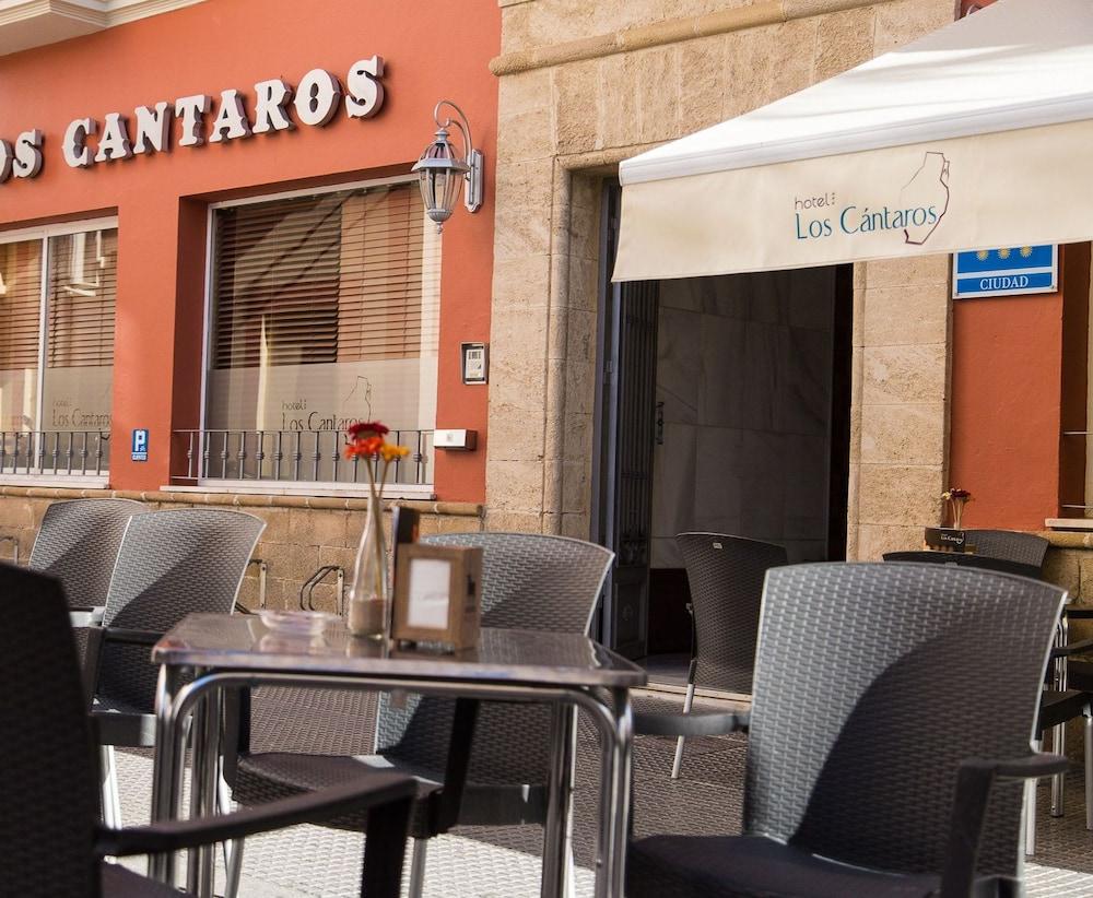 Los Cantaros إل بويرتو دي سانتا ماريا المظهر الخارجي الصورة